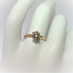 Geelgouden ring met diamant