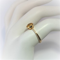 Geelgouden ring met ronde citrien