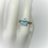 Ring met driehoekige blauwe topaas